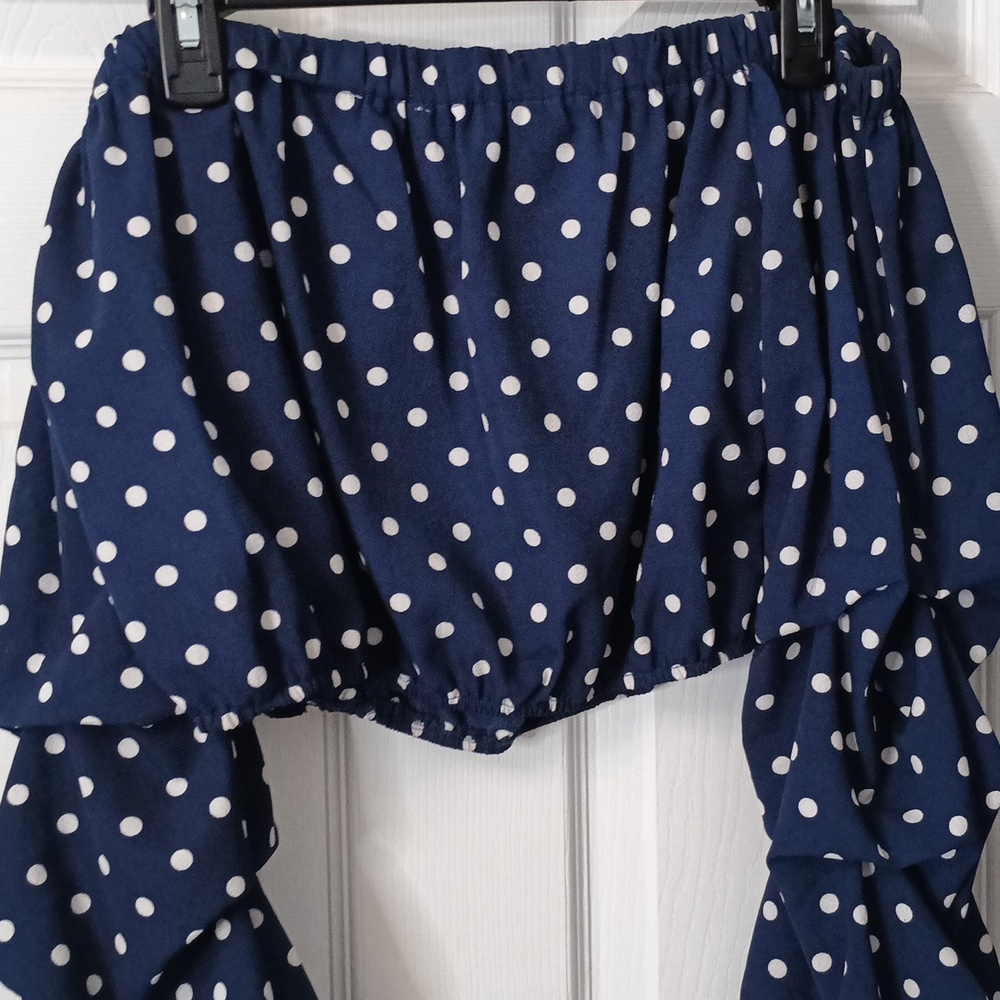 Polka Dot Off the shoulder shirt